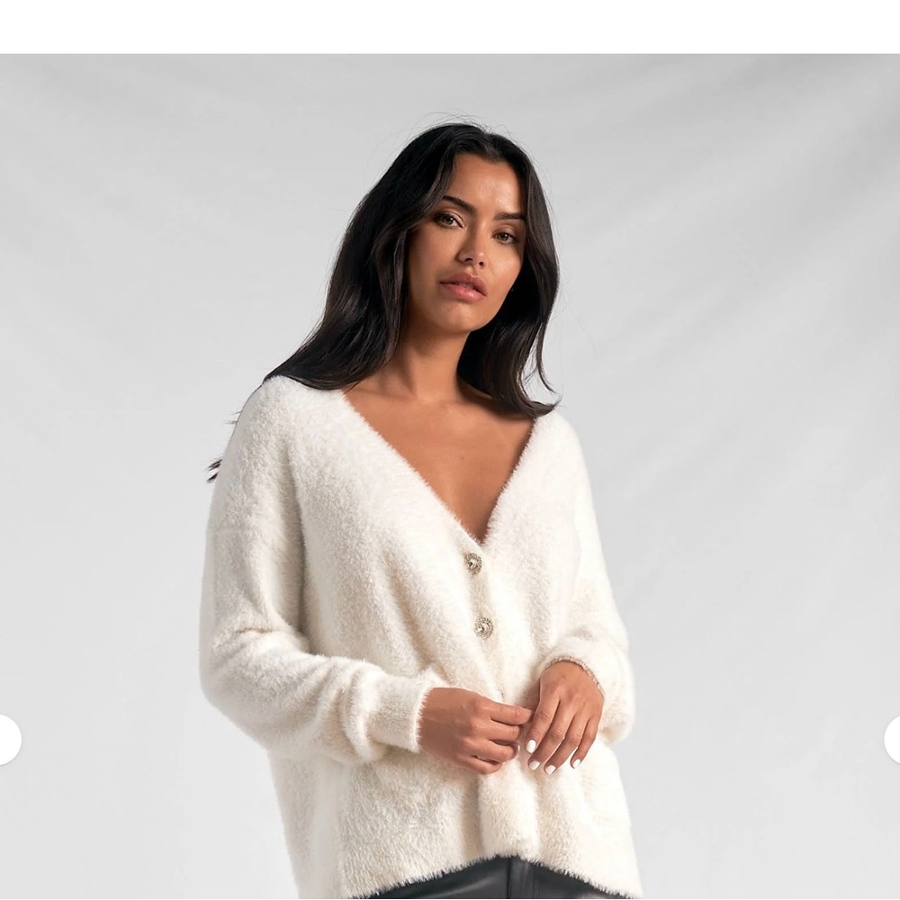Elan sweater